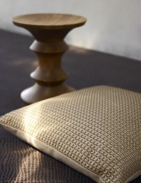 Croco by Toucan T – 100% Antron polyamide by Dupont – choice of 5 colors – rolls or tiles