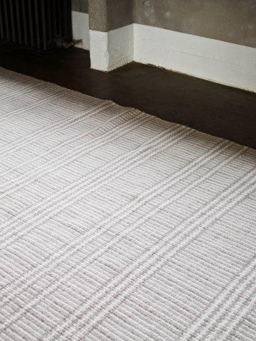 Milano | il Salone dell Mobile 2012: οι τελευταίες τάσεις στα χαλιά