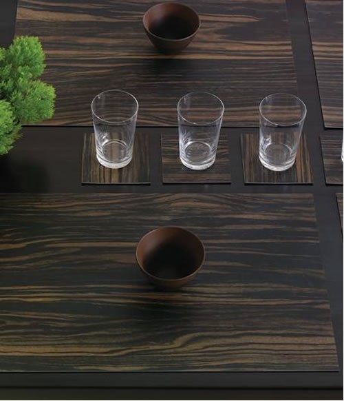 Νέα sous plats της Chilewich με ξύλινη άποψη